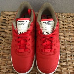 Air Force 1 Low '07 LX 'Habanero Red'